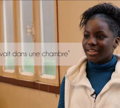 Enfance en exil : témoignages en vidéo de jeunes déracinés